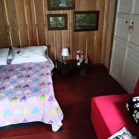 Tarragona Hostal Santa Rosa de Cabal Pokój zdjęcie