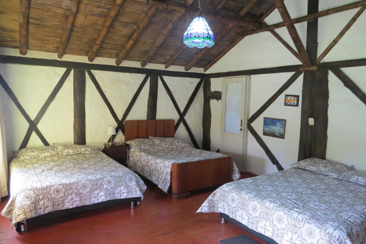 Tarragona Hostal Santa Rosa de Cabal Zewnętrze zdjęcie